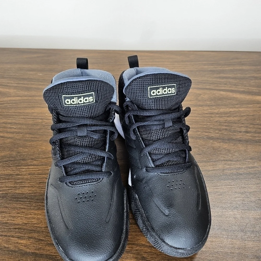 Adidas Own the Game Black Neon Basketball Shoes EF0308 Men's Size 5